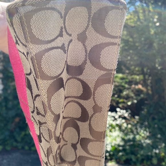 Small coach bag with fish is stripe zip - Picture 3 of 4